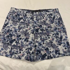 Club Monaco Flower Print Shorts, Baxter Fit, Size 30” W 5” L
